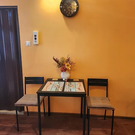 7a Cozy Affordable Oasis * Varna