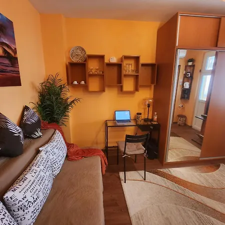 7a Cozy Affordable Oasis * Varna