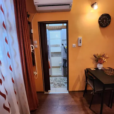 Διαμέρισμα 7a Cozy Oasis *