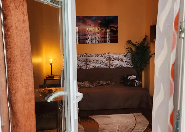 7a Cozy Affordable Oasis *