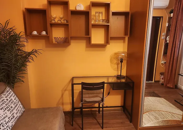 7a Cozy Affordable Oasis ヴァルナ